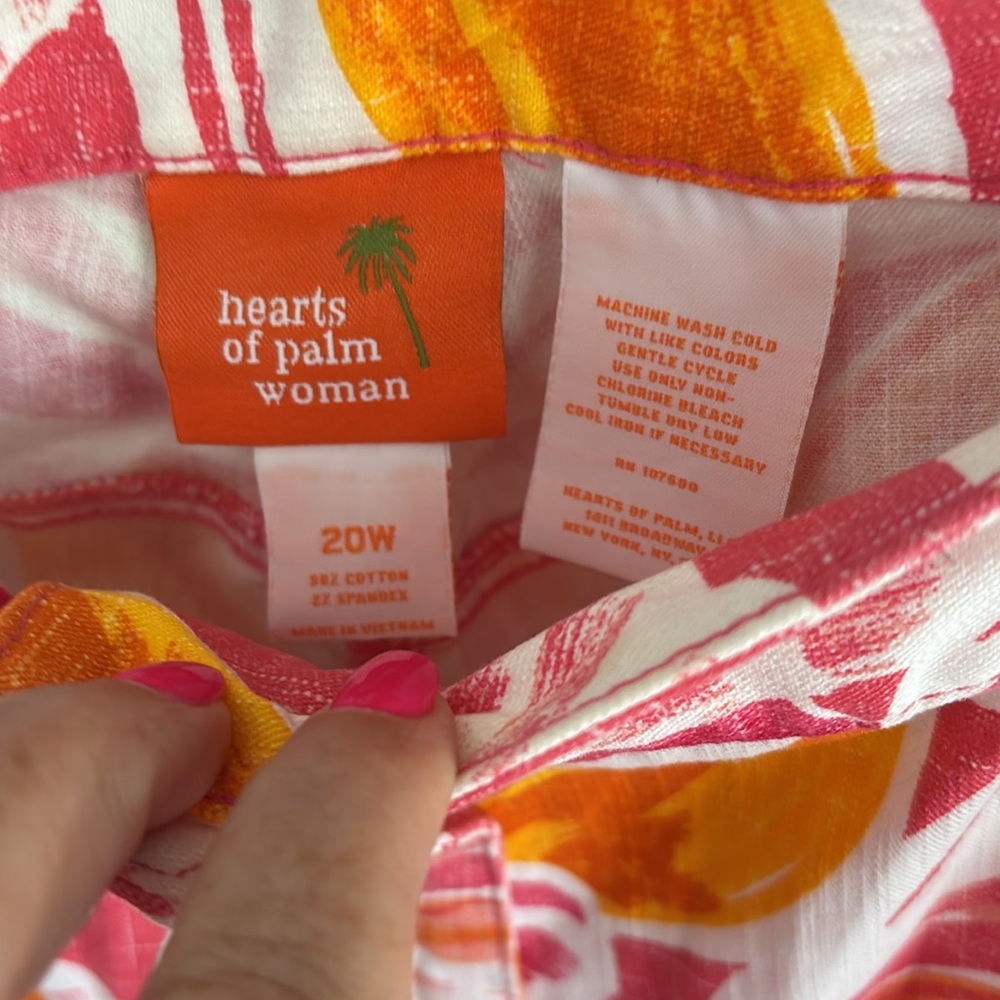 Hearts of Palm Capri Pants - Picture 2 of 3